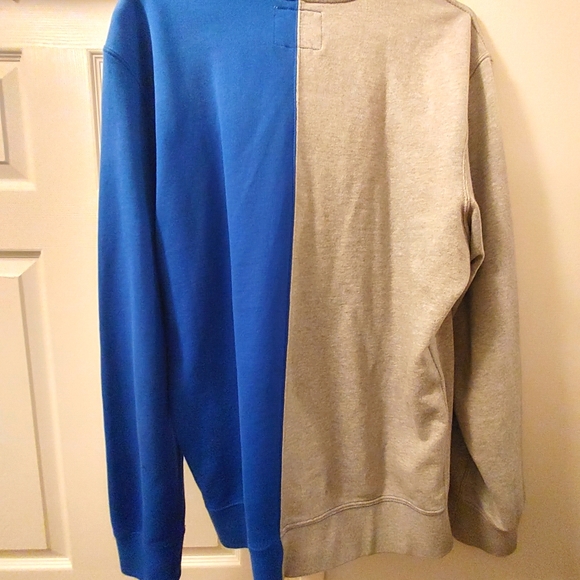 AE two-tone half and half styled sweatshirt - Picture 4 of 5